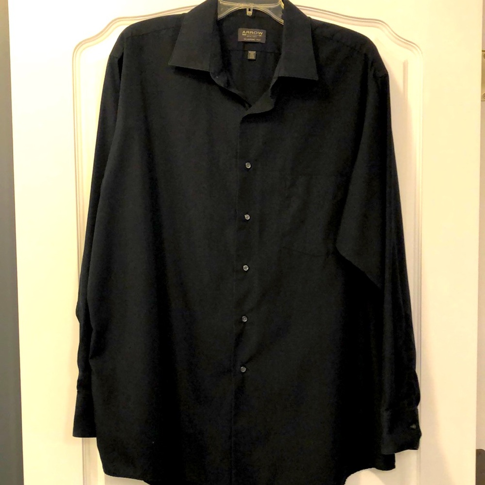 MENS Arrow Shirt